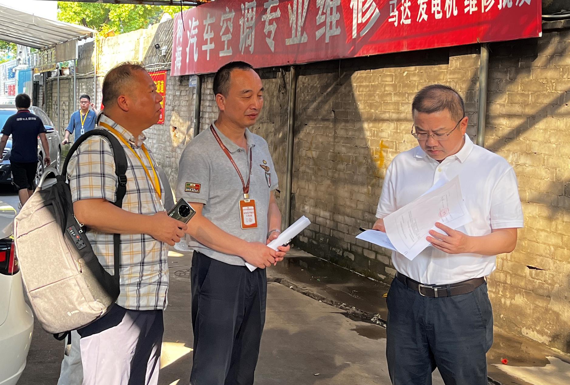 集團(tuán)黨委委員、紀(jì)委書記陳小偉帶隊檢查 面粉公司安全生產(chǎn)工作